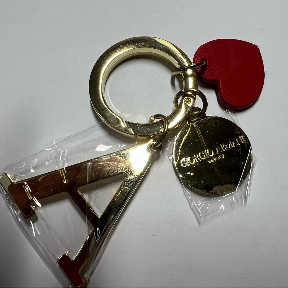 NEW! Giorgio ARMANI Beauty KEY HOLDER, KEYCHAIN Red Gold Heart & Letter "A"